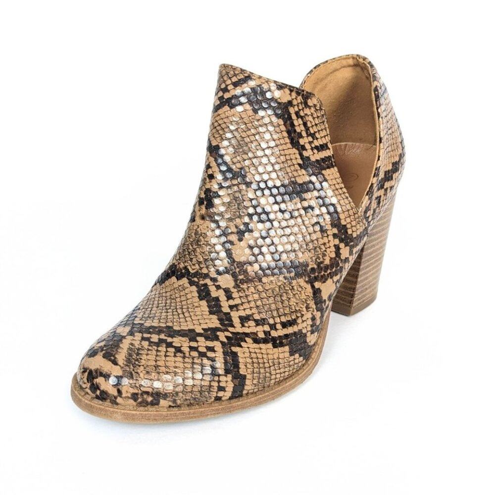 Mata Ankle Booties 7 Snake Print Side Cut Out Western Heeled Statement